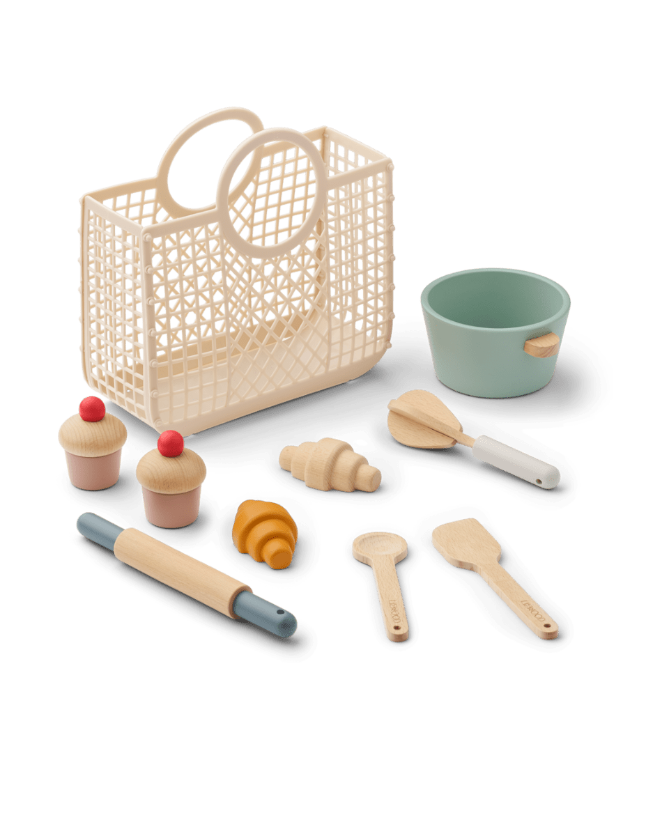 Backset Lisbeth LIEWOOD Cotton Ballon Korb Schüssel Spachtel Muffin Nudelholz Spielzeug Croissant - Back-Set Lisbeth mit Einkaufskorb - Cotton Ballon | Family Concept Store - Rollenspielzeug