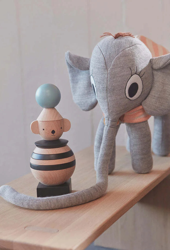 Elefant Dame Ramboline OYOY Cotton Ballon Kuscheltier Design Baby Kinder Geschenk Ostern Baumwolle Schlafen Kinderzimmer