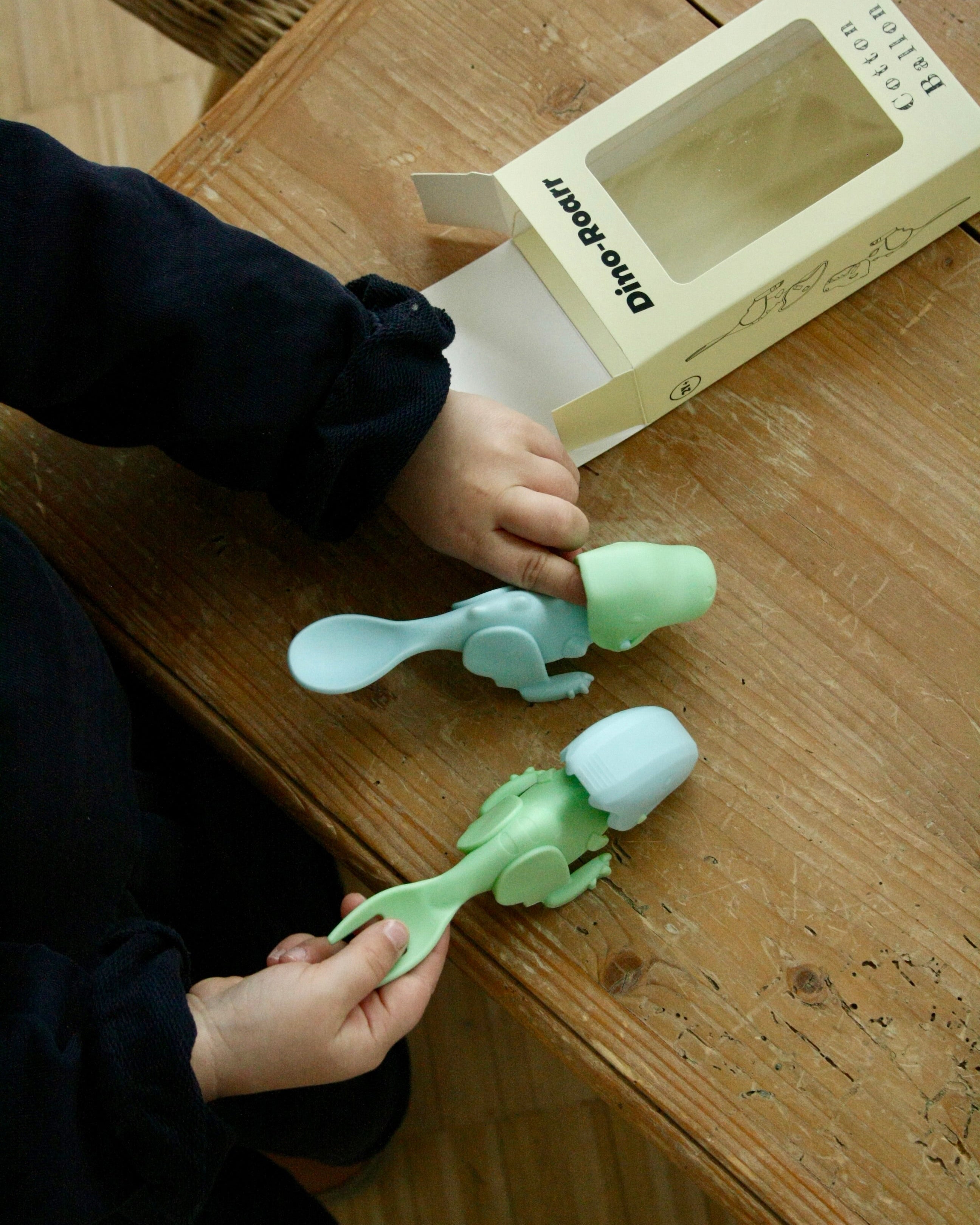 Besteck Dino - Roarr - Besteck Dino - Roarr - Cotton Ballon | Family Concept Store -