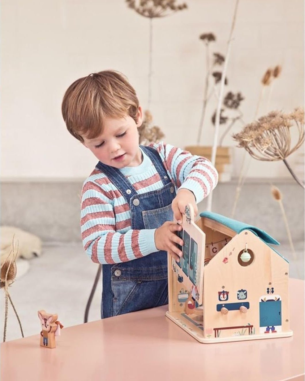 Meine erste Schule Lilliputiens Cotton Ballon - Meine erste Schule - Lernspielzeug aus Holz für kreative Rollenspiele & erste Lernerfahrungen - Cotton Ballon | Family Concept Store -