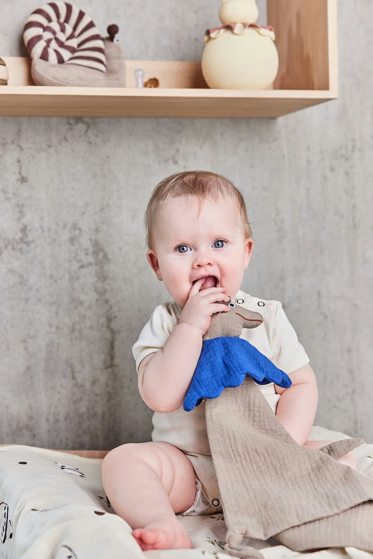 OYOY Hunsi Dog Hund Schmusetuch hellbraun brau cotton ballon baby tuch