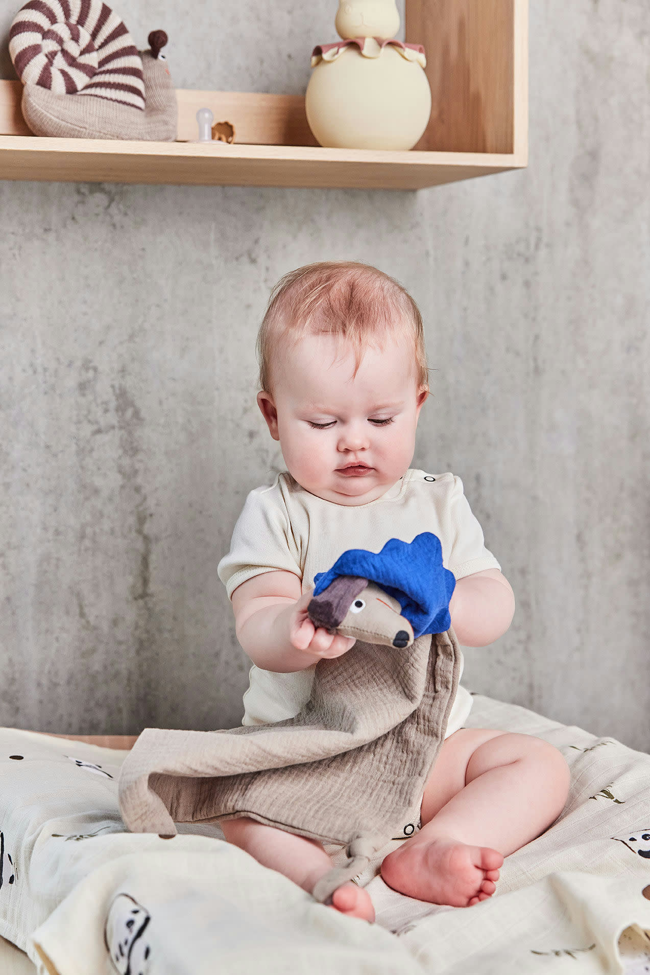 OYOY Hunsi Dog Hund Schmusetuch hellbraun brau cotton ballon baby tuch