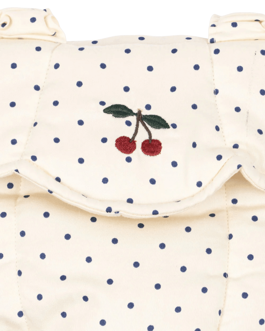 Puppentrage mit Kirsche von Konges Slojd in beige mit punkten oder rot mit Karo - Puppentrage - Cotton Ballon | Family Concept Store - Beige -