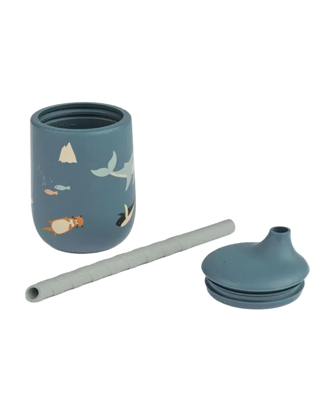 Trinkbecher Ellis mit Strohhalm