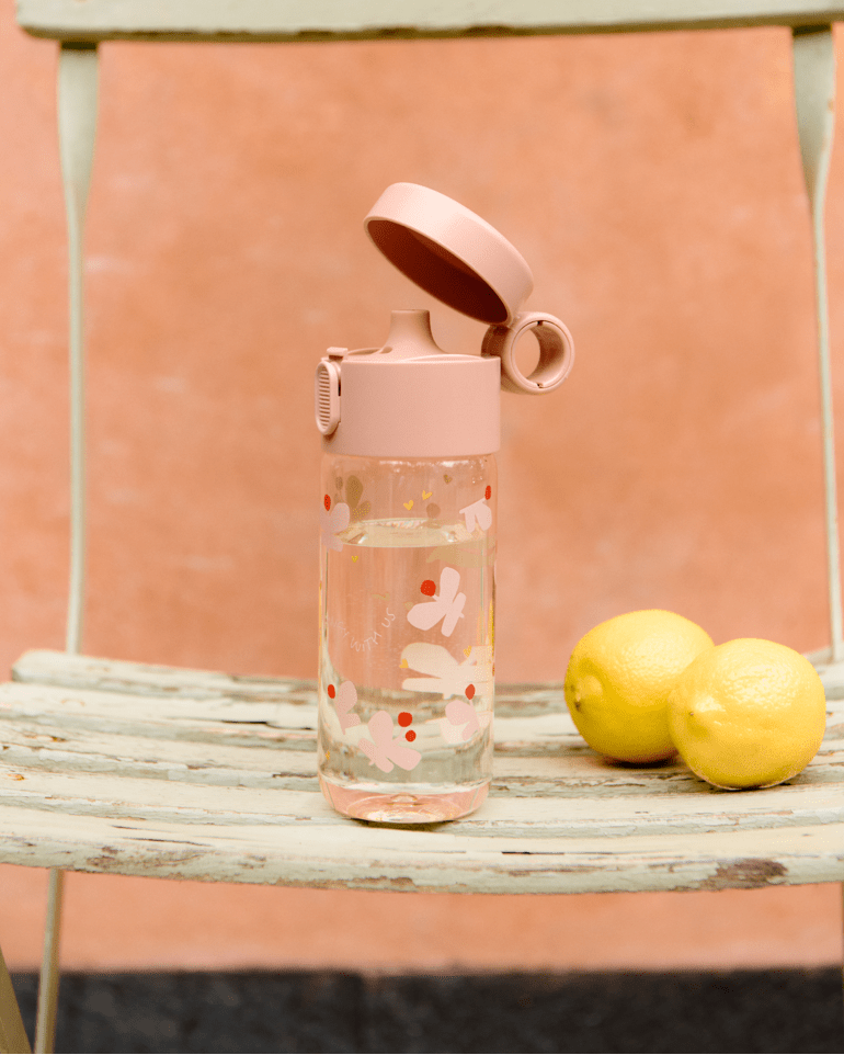 trinkflasche tritan silikon verschluss liewood cotton ballon trinken essen schule kindergarten outdoor krippe unterwegs geschenk - Trinkflasche Clemence 350ml - Cotton Ballon | Family Concept Store - butterfly / apple -