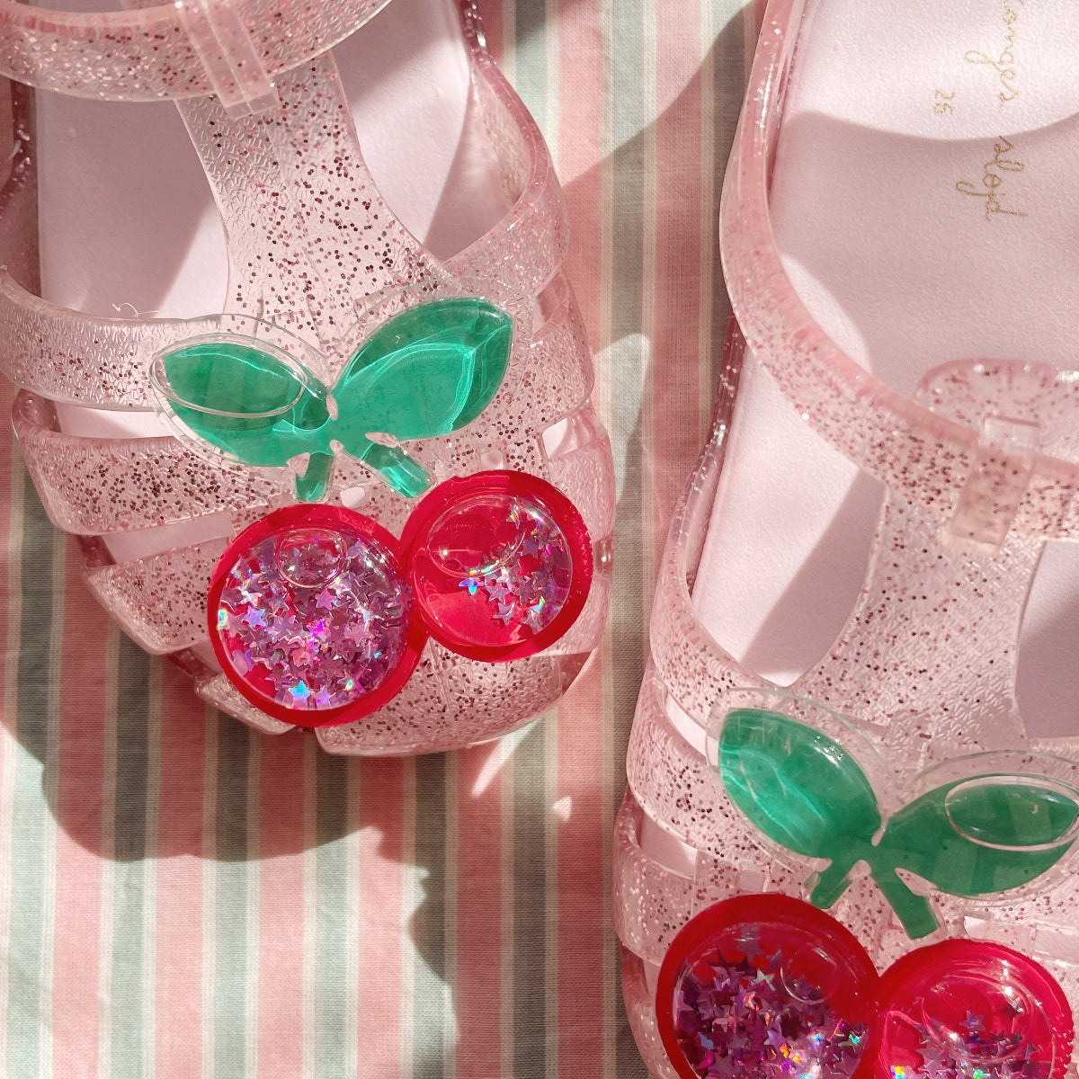 Bade Schuhe Schlappen Riemchen Wasserschuhe cherry rosa konges slojd cotton ballon glitzer urlaub geschenk - Badeschuhe Lilo cherry - Cotton Ballon | Family Concept Store - 22 - 