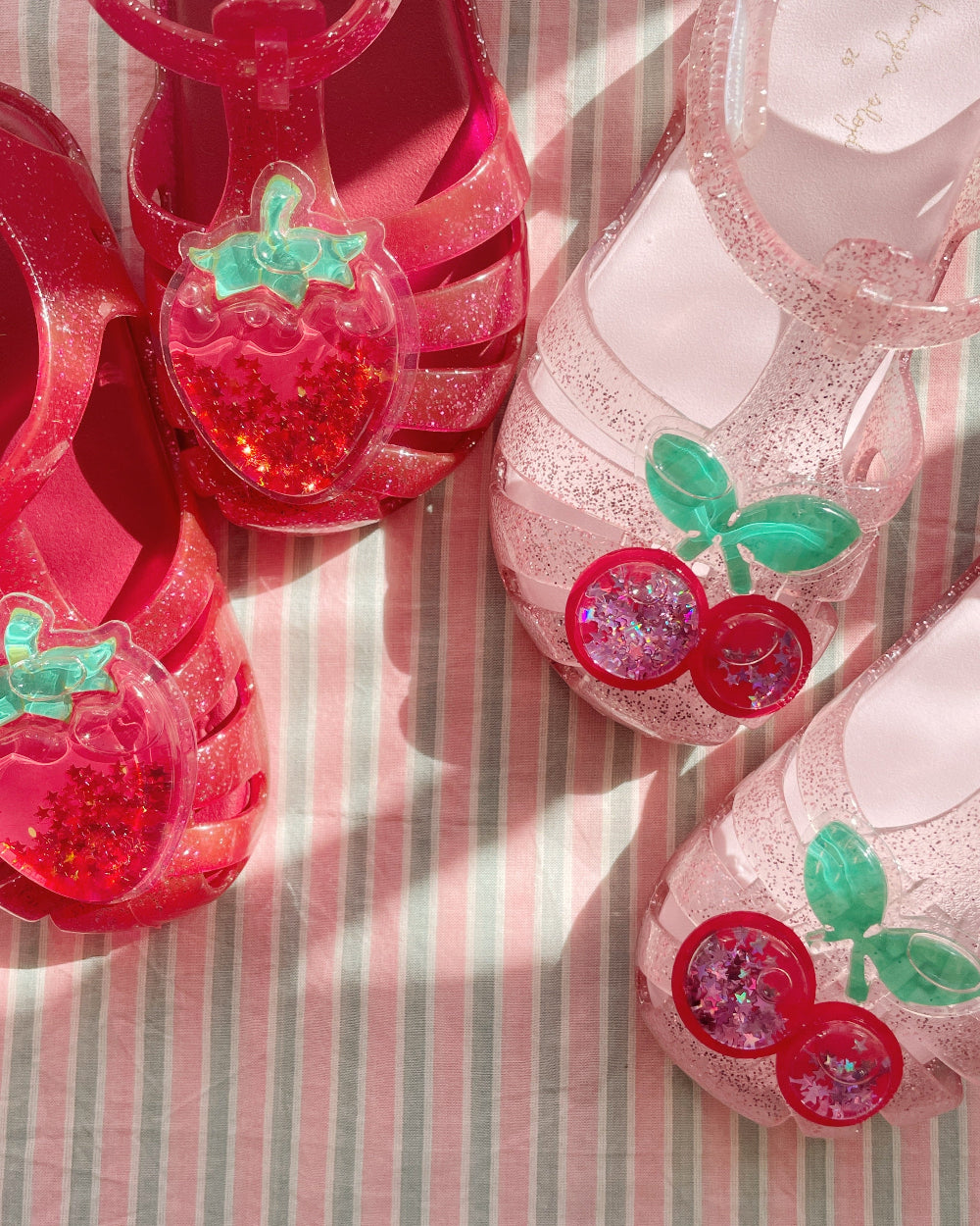 Bade Schuhe Schlappen Riemchen Wasserschuhe cherry rosa konges slojd cotton ballon glitzer urlaub geschenk - Badeschuhe Lilo cherry - Cotton Ballon | Family Concept Store - 22 - 