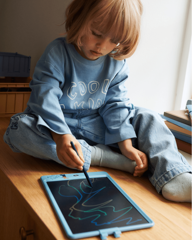 Tablet Zeichnen LCD liewood cotton ballon übung schule geschenk stift malen kunst kinder kleinkinder - Zeichentafel Zora LCD Tablet - Cotton Ballon | Family Concept Store - tiger / blue - 